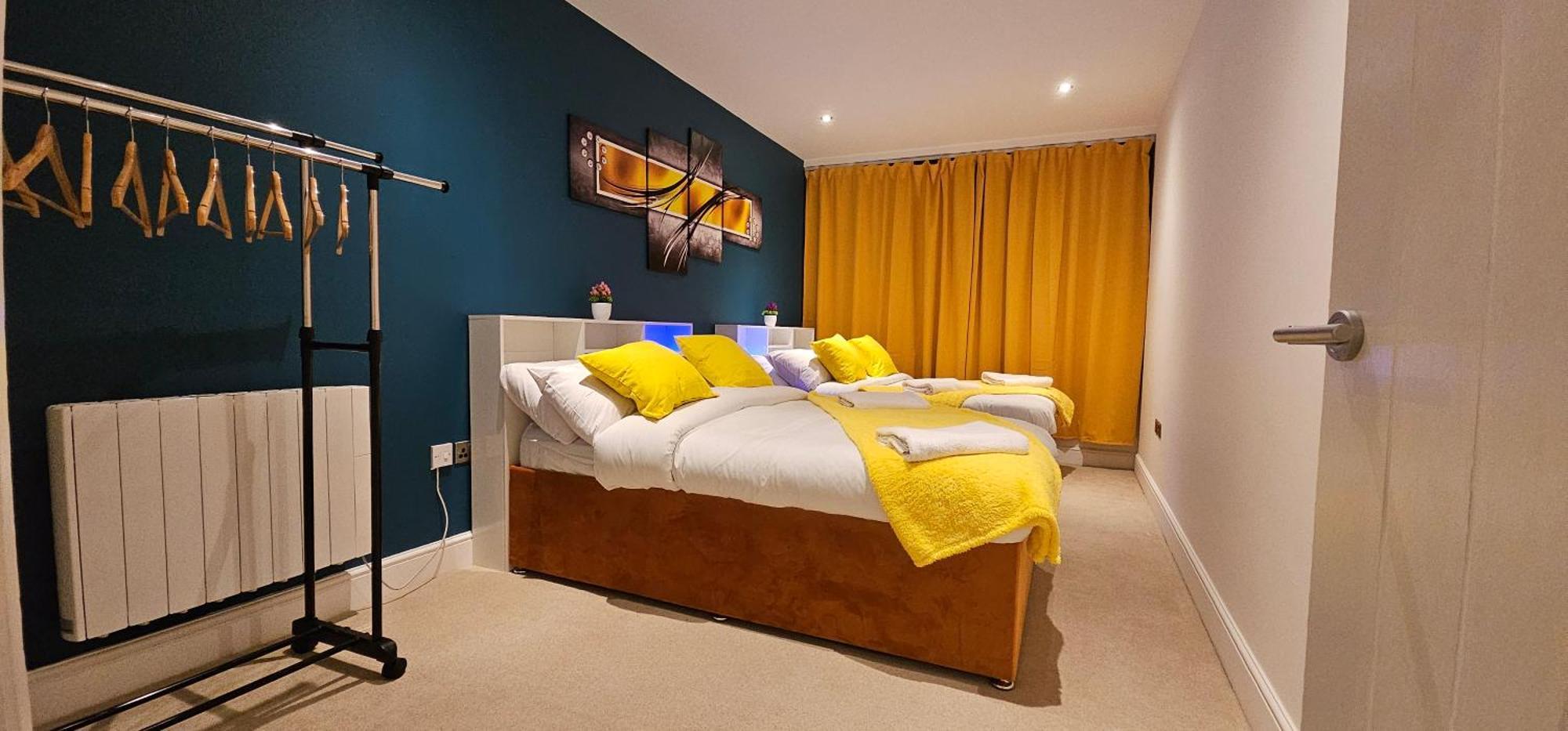 Glamorous Apartment At Christchurch Park Ipswich Exterior foto